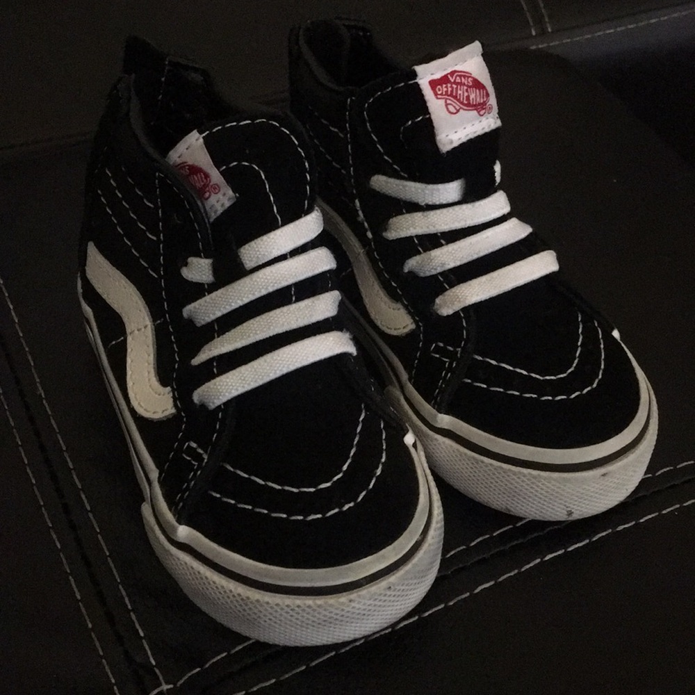 'Sk8-Hi' Zip Sneaker black